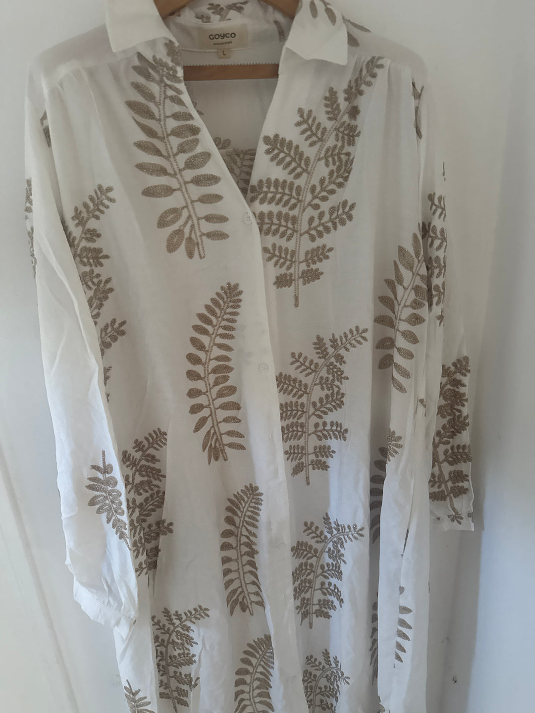 Robe Blanc detail doré