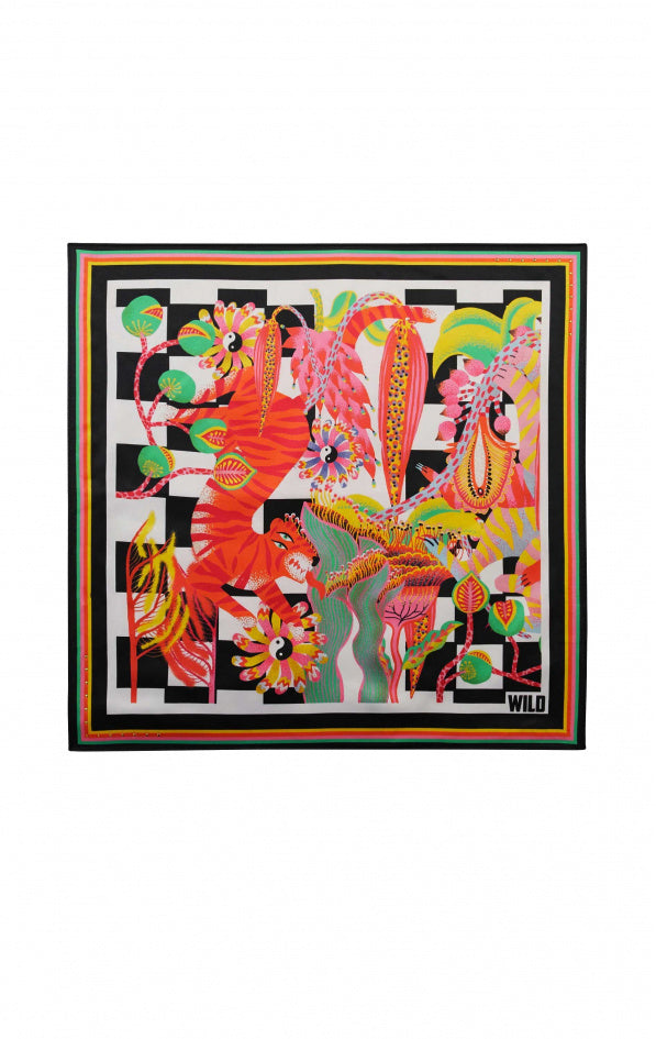 Medium Scarf Chess Black