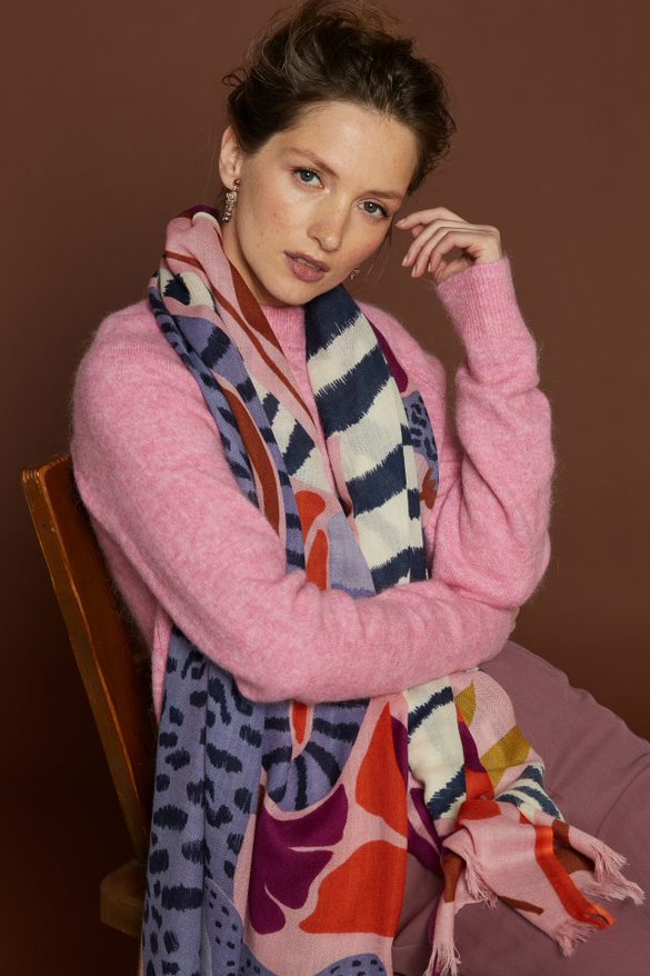 SCARF 100 FOLK PINK